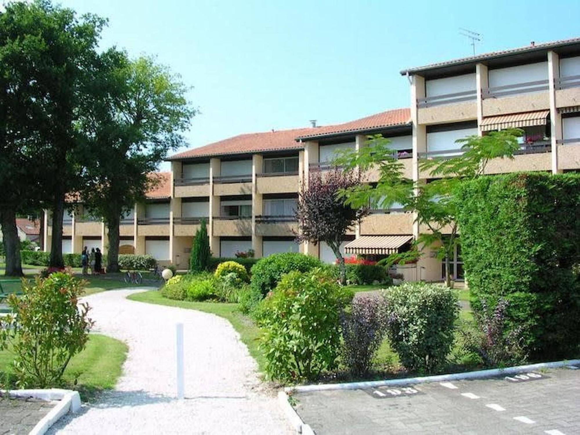 STUDIO DU PORT 30 à ANDERNOS - vue bassin Exterior foto
